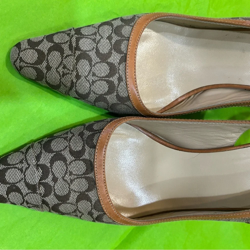 🌸 Vintage Coach sling back heels 🌸 - Picture 9 of 10